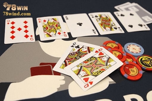 Người chiến thắng cuối cùng theo luật Poker sẽ nhận được toàn bộ tiền cược