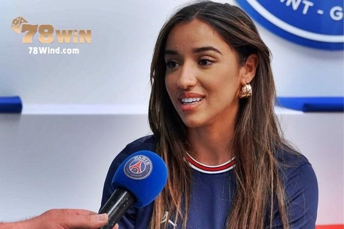 Sakina Karchaoui đang là cầu thủ của Paris Saint-Germain